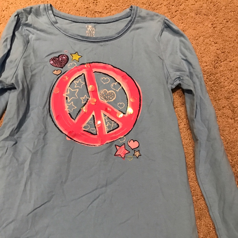 Children's place girls lg peace sign 10/12 shirt