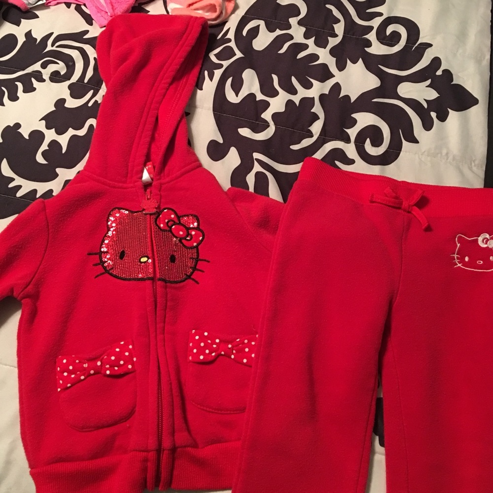 2T hello kitty warm up