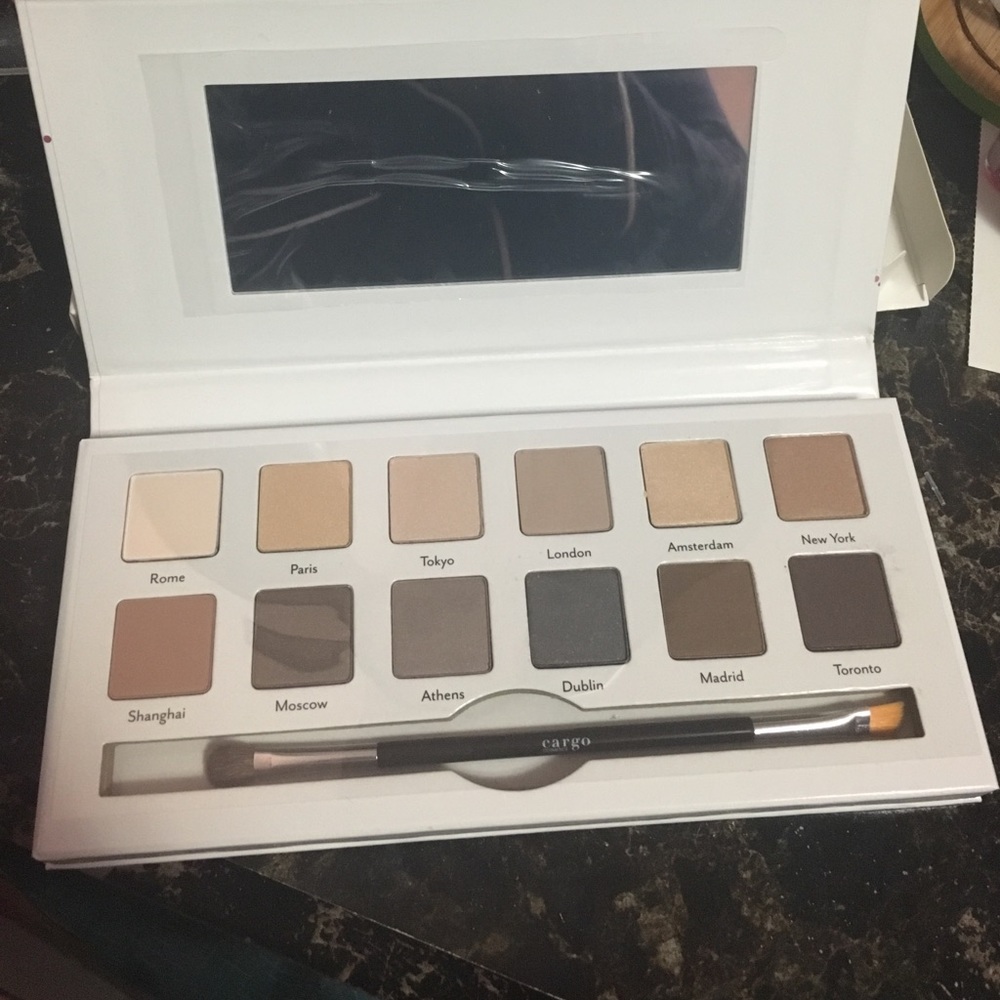 Cargo cosmetics eyeshadow palette
