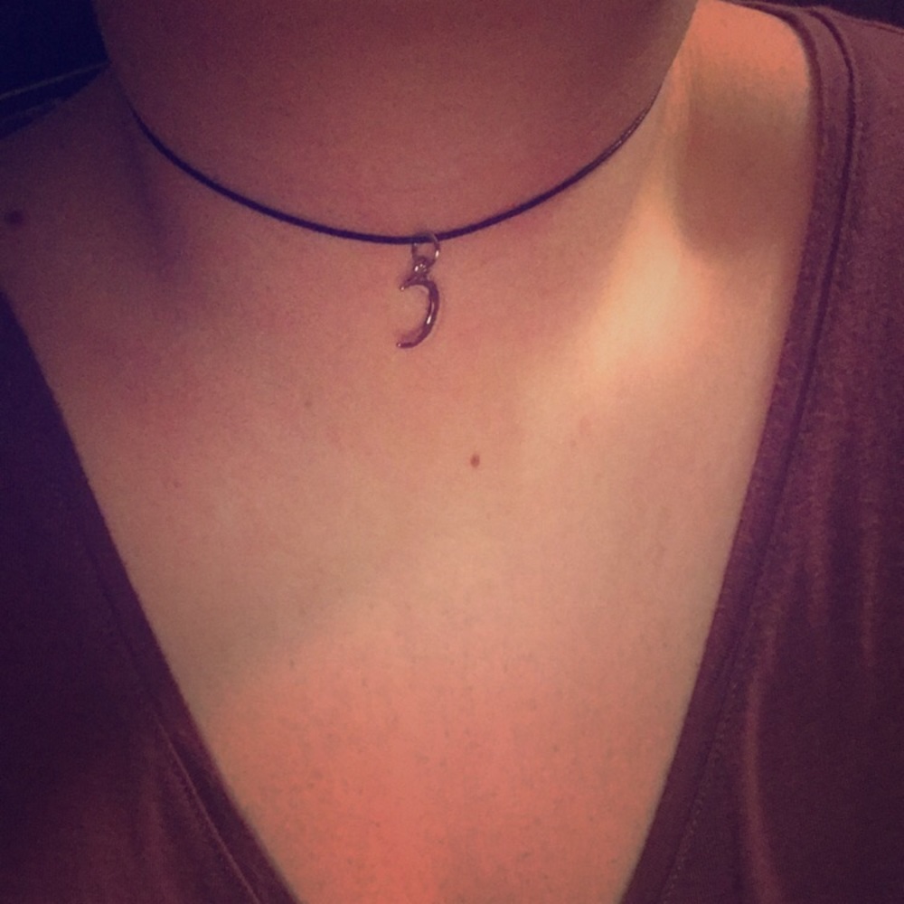 Moon choker!