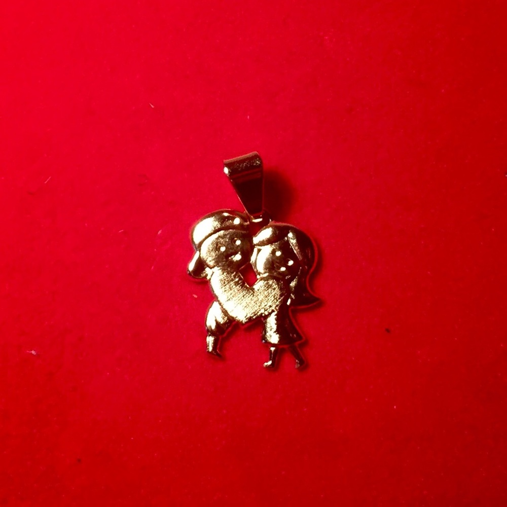 18kt Gold Plated Brother & Sister Pendant