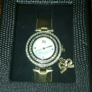 White Diamonds by Elizabeth Taylor Gold Watch
