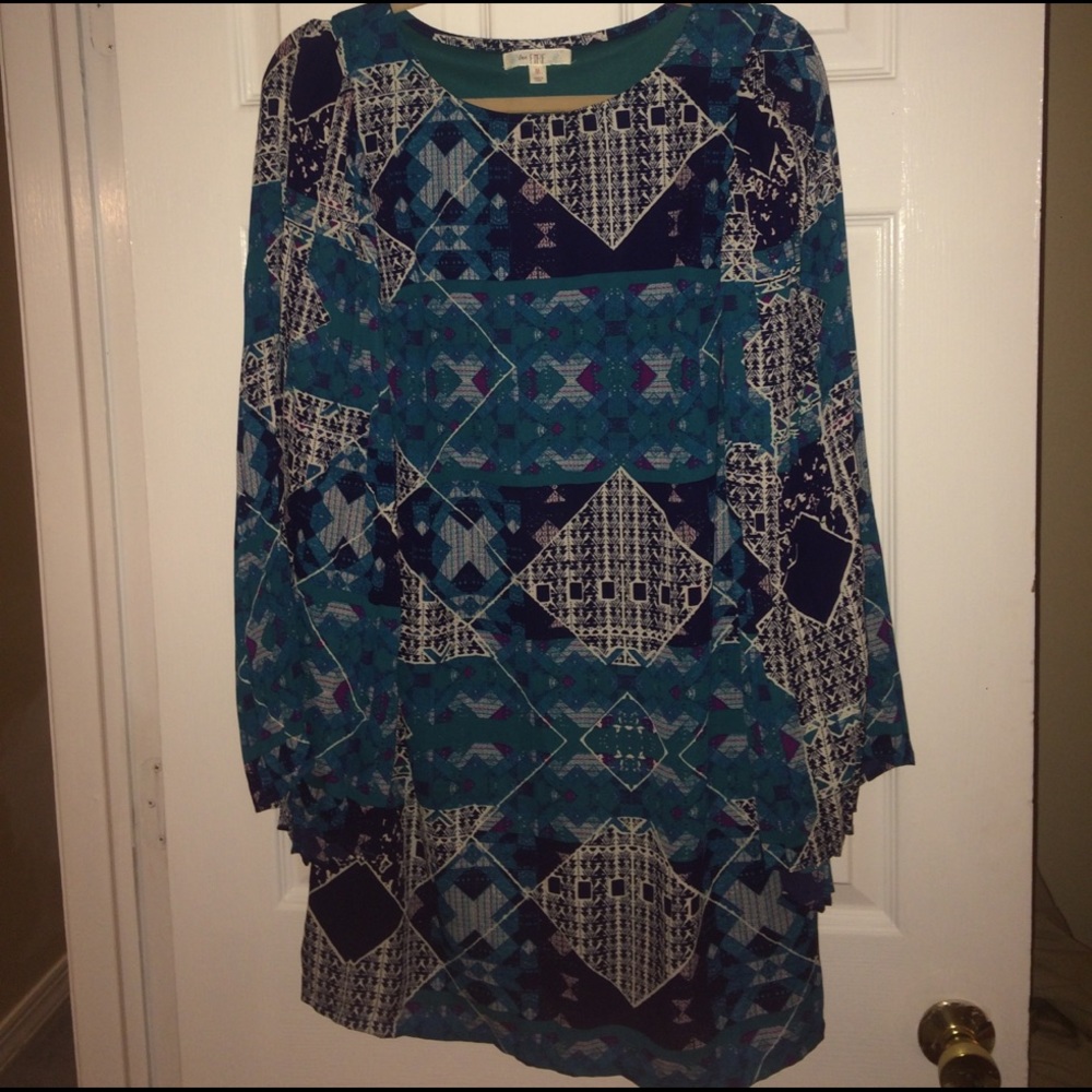 Love Fire Women's Dress with loose sleeves