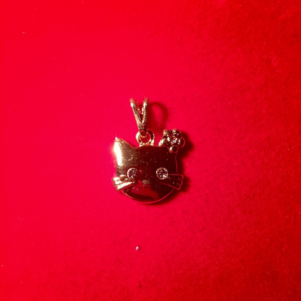 18kt Gold Plated Hello Kitty Pendant