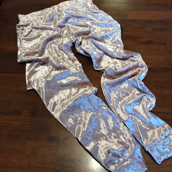 Blush Velvet Joggers - Picture 4 of 5