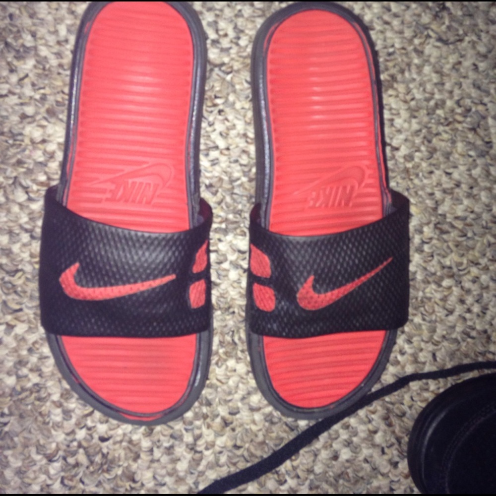 Nike slides