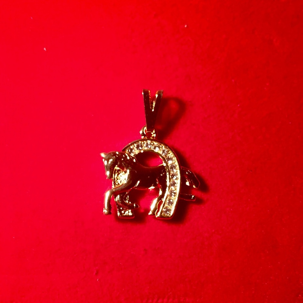 18kt Gold Plated Horse Pendant