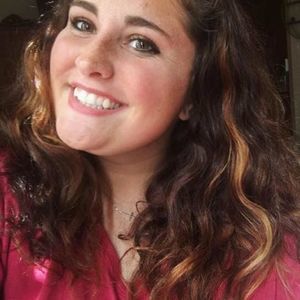 Meet your Posher, Cecilia