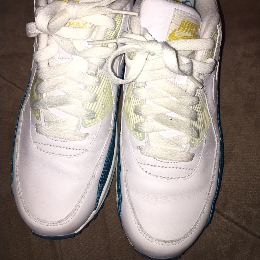 Nike air max 90- women's