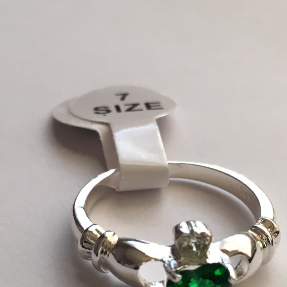 Ring Love Heart Crown Green Stone Ring Love Heart Crown Green Stone