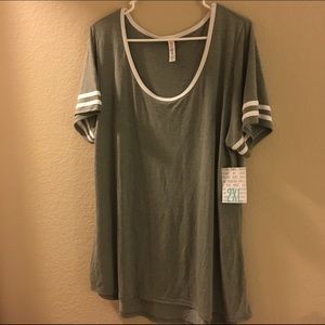 Lularoe classic t 2xl