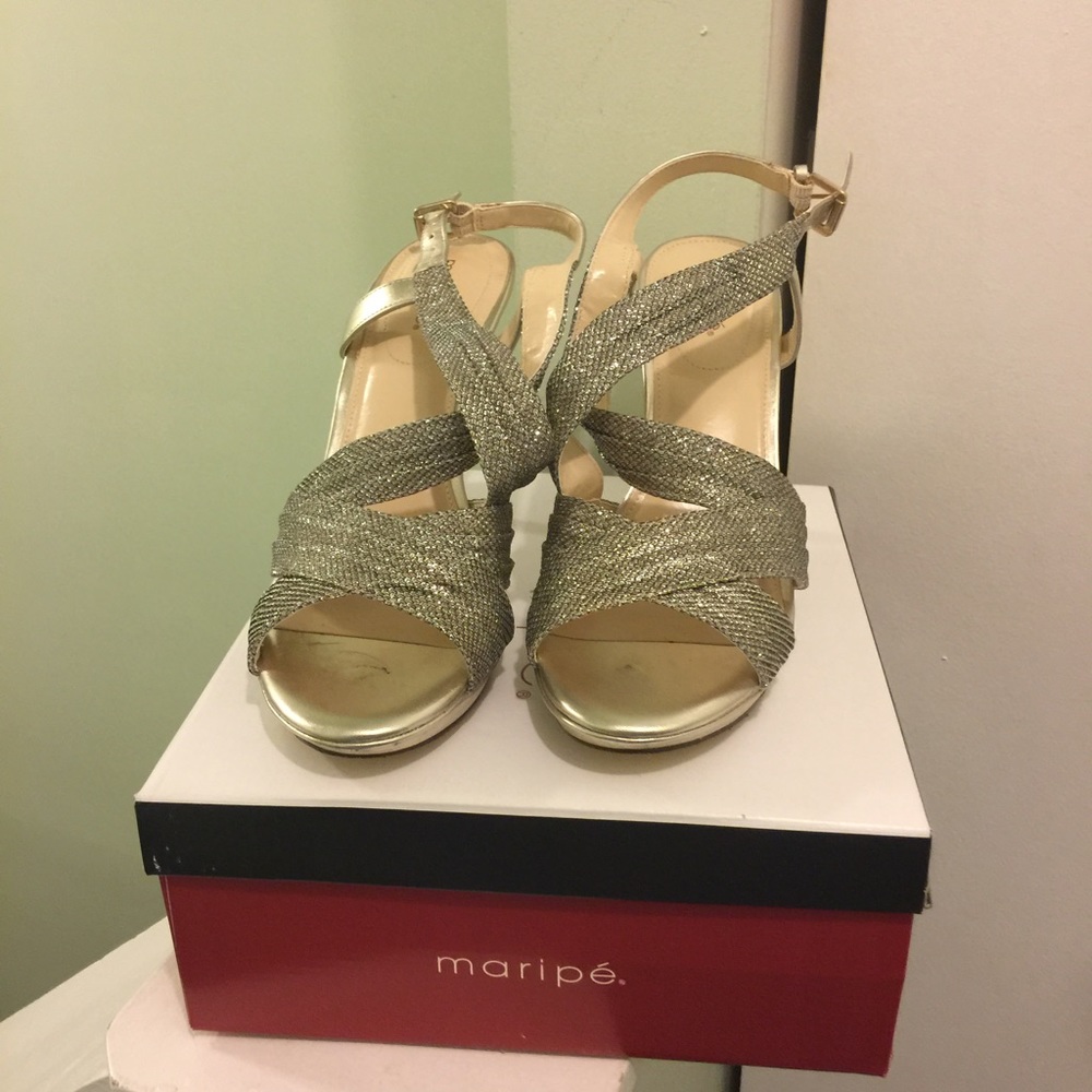Gold Dress Open Toe Pumps 👠 👠👠👠