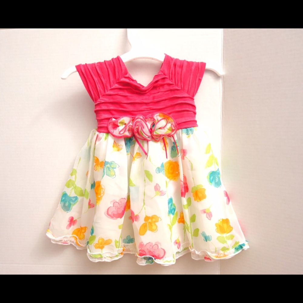 Cute dress- Size 24M.