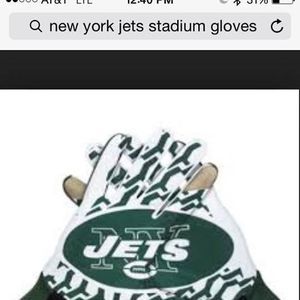 Meet your Posher, Christian