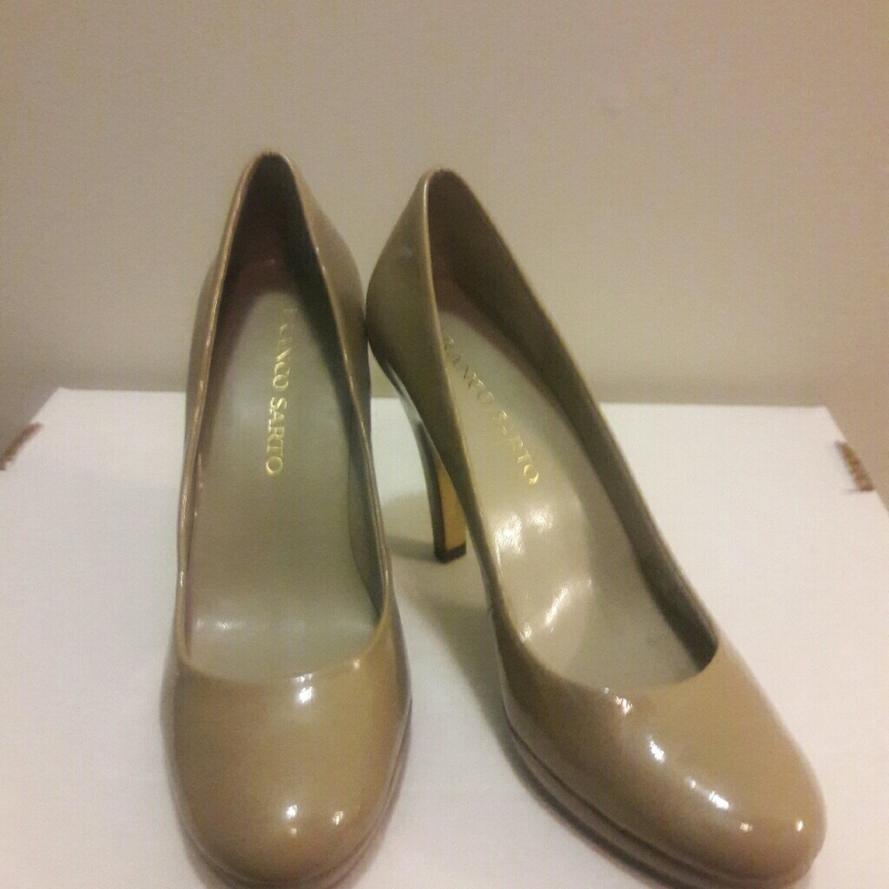 Franco Sarto patent leather pump
