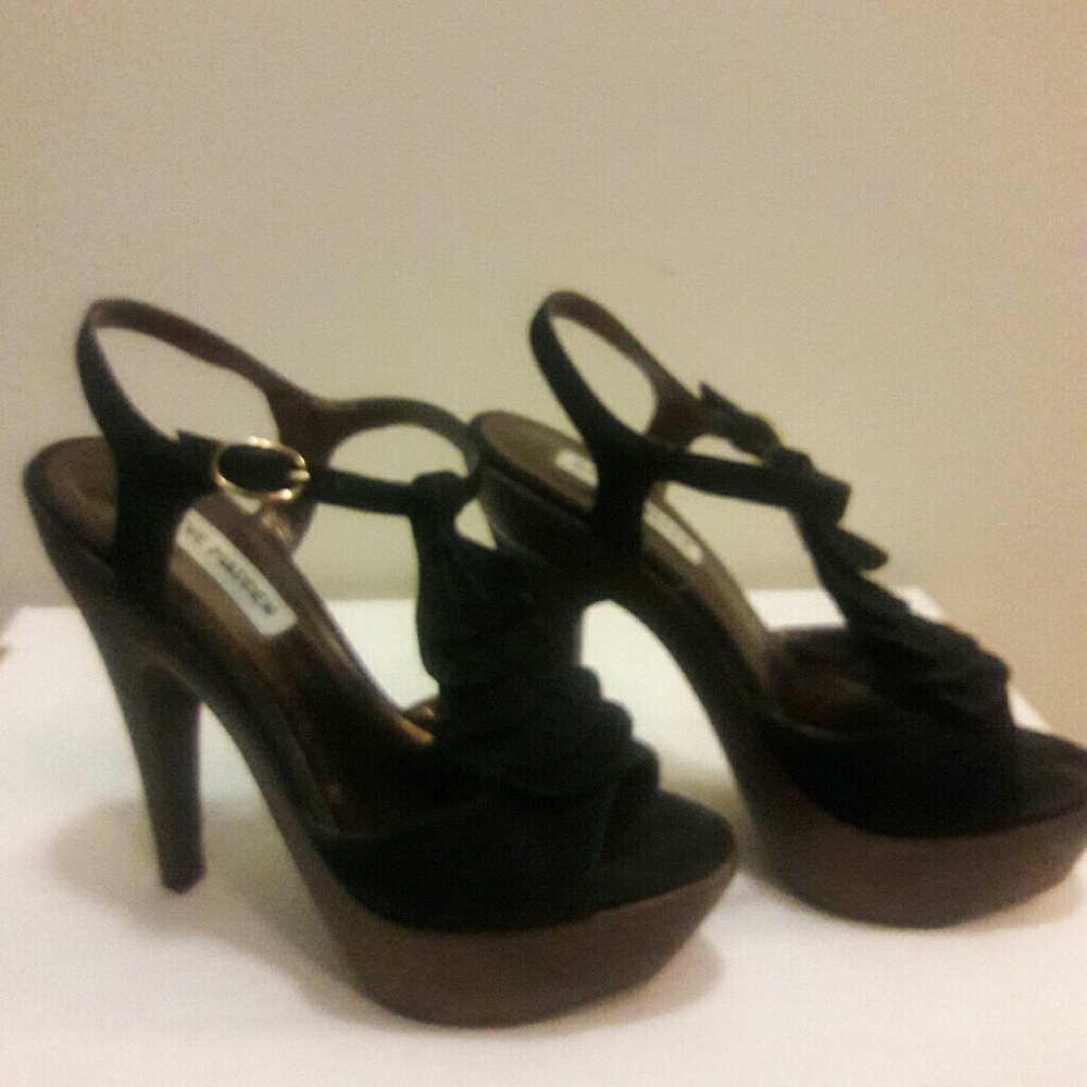 Steve Madden leather heels