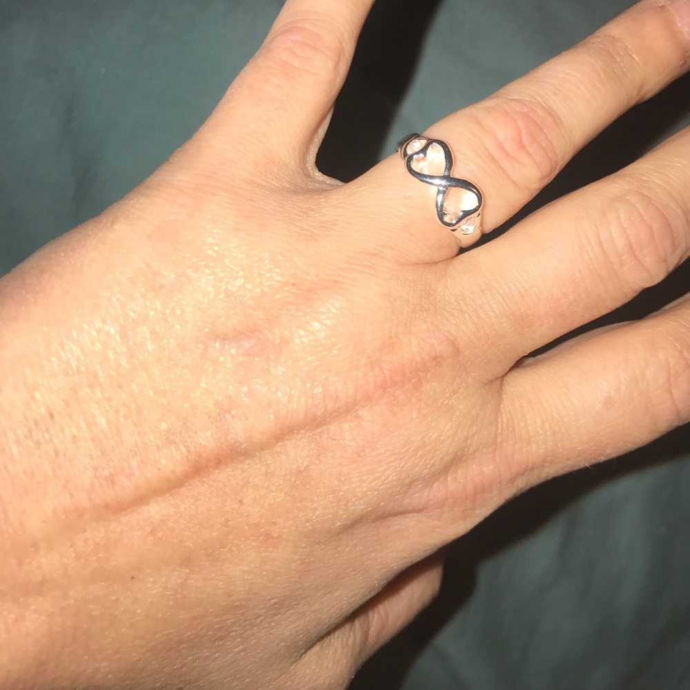 Beautiful heart infinity SS925 ring size 8