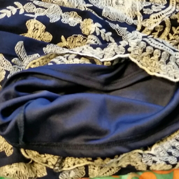 Out - Picture 6 of 8