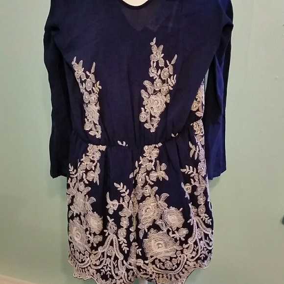 Out - Picture 7 of 8