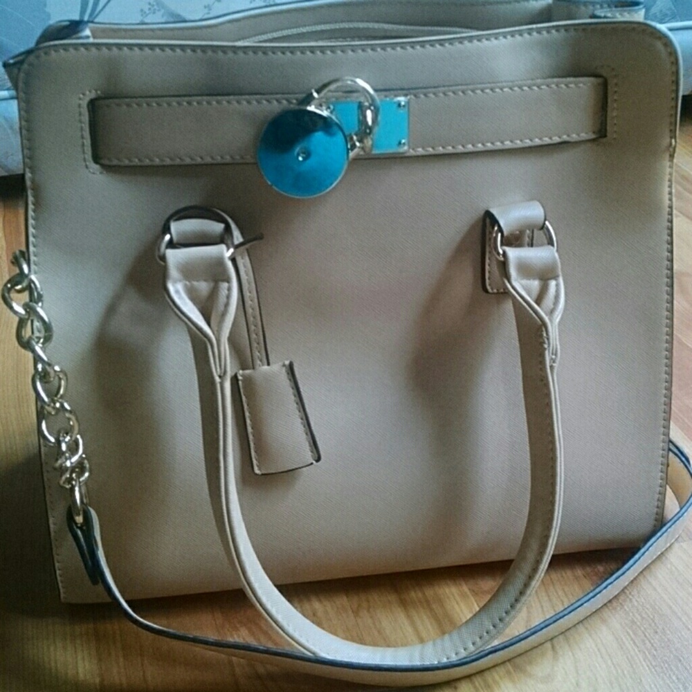 Make offer😃 Hamilton style purse