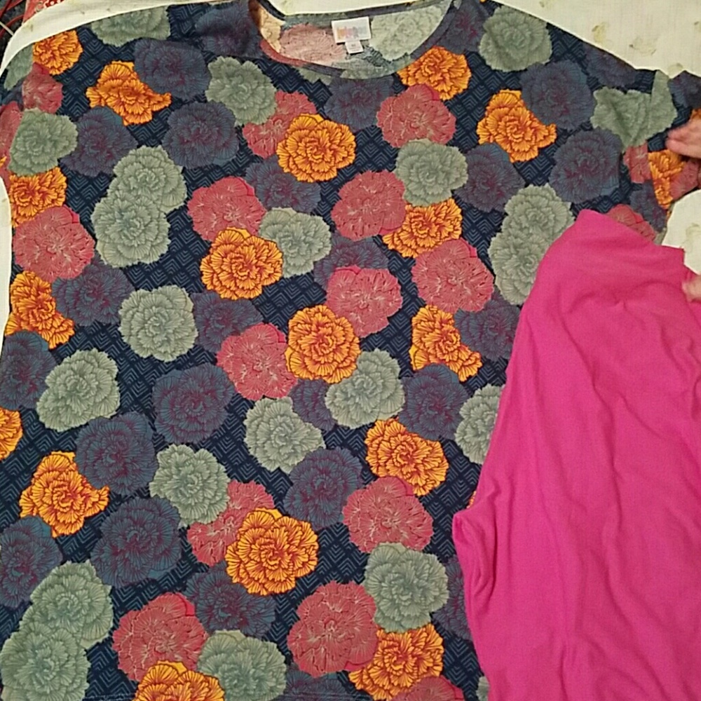 Lularoe outfit M Irma TC leggings