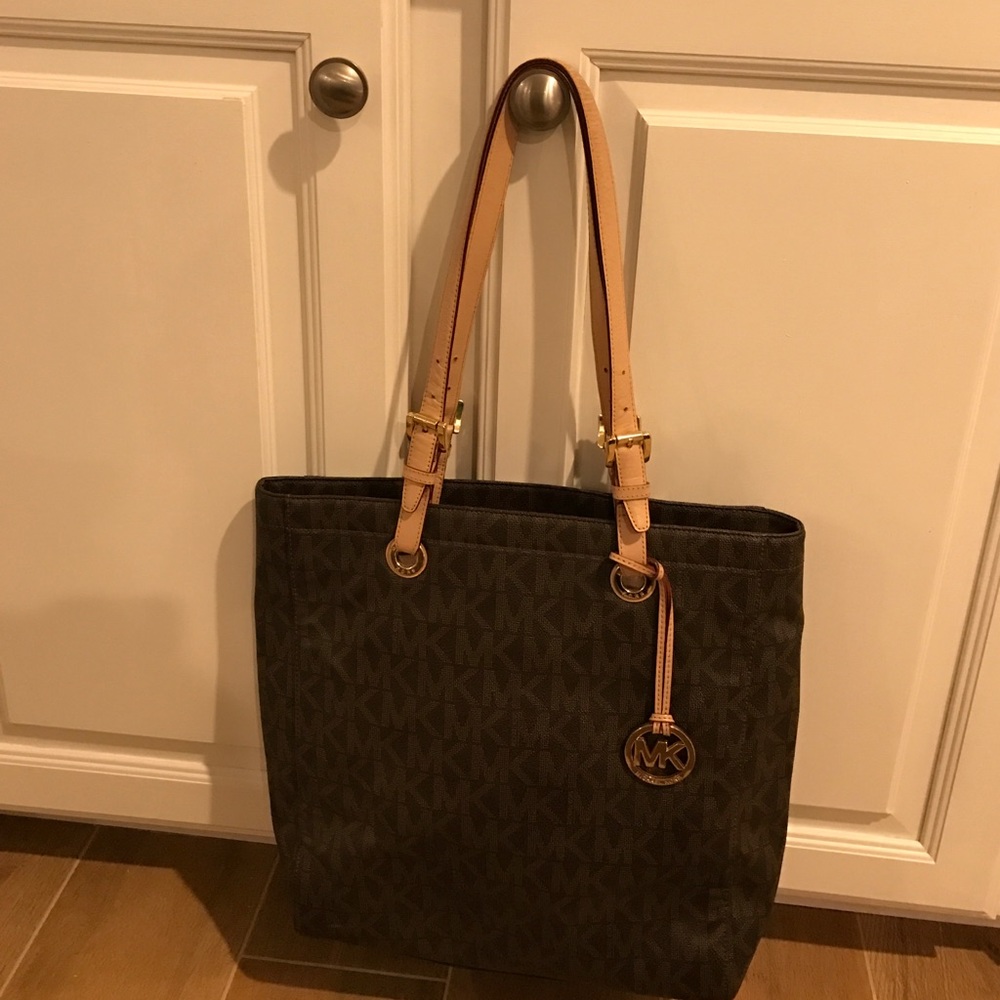 Micheal Kors logo Tote