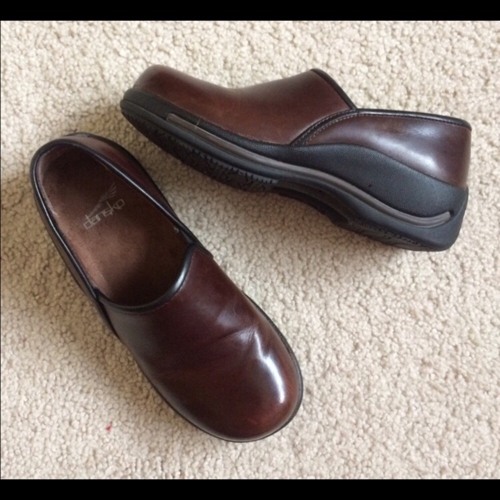 Dansko Size 37 Brown Leather