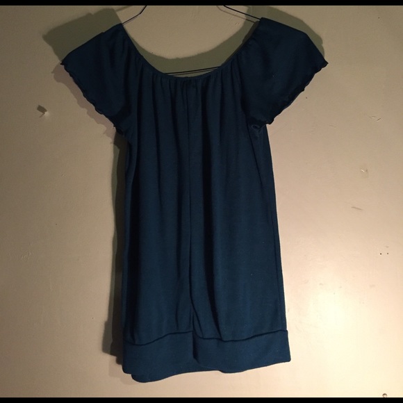 SOLD:✨FREE W/ A PURCHASE • Dark Blue Blouse - Picture 3 of 4