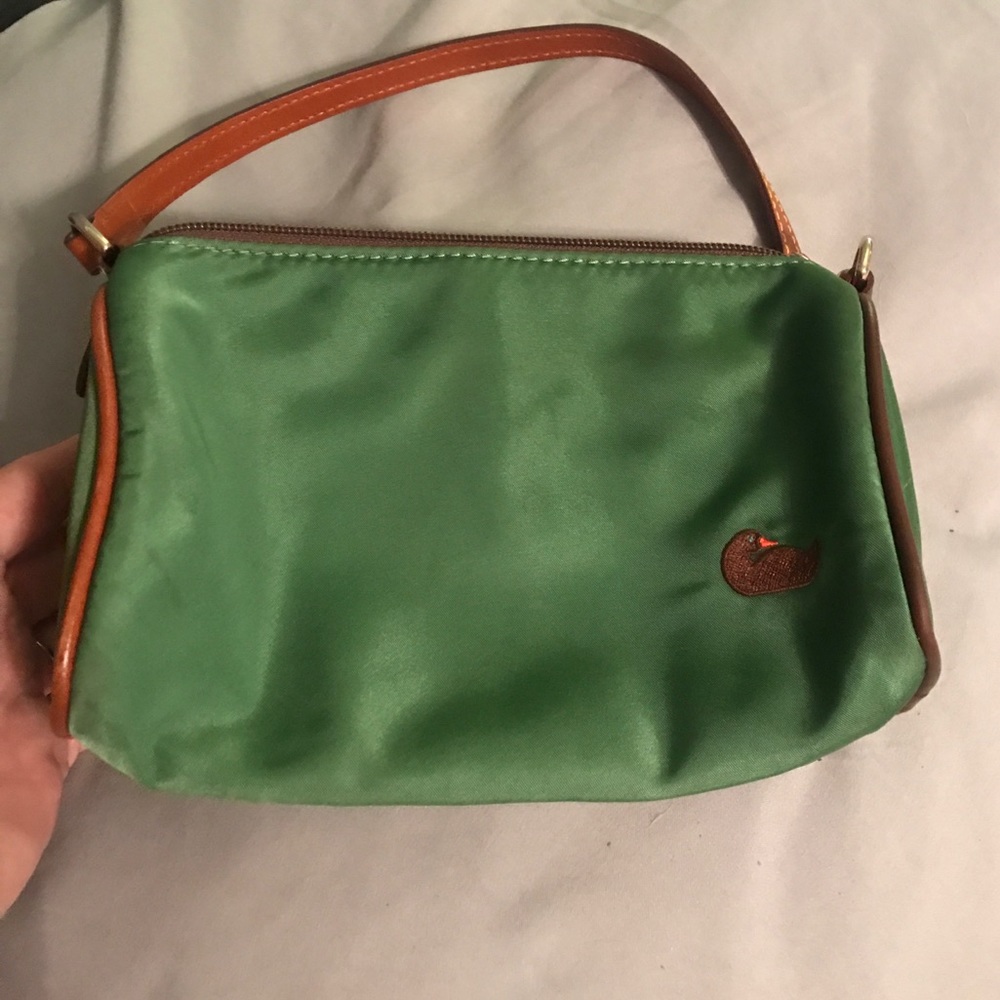 Dooney Bourke pouchette