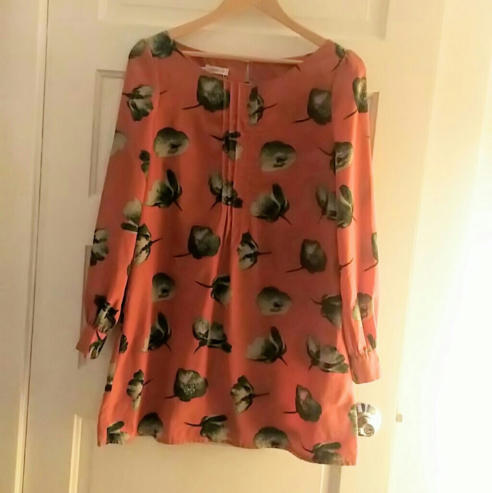 Floral mini blouse tunic style dress!!