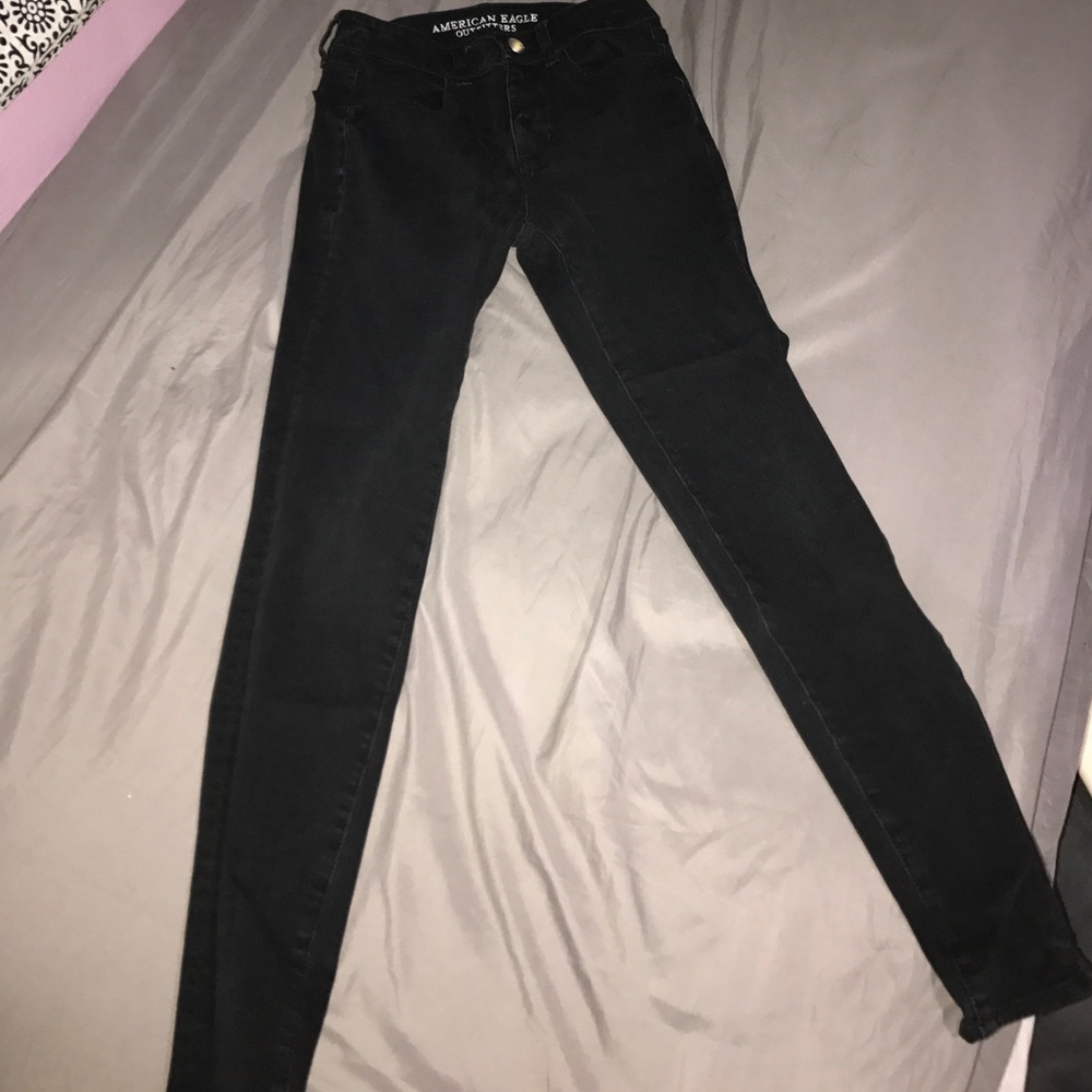 Black American Eagle Jeans/Jeggings