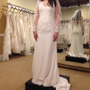 Never worn long sleeve lace wedding dress