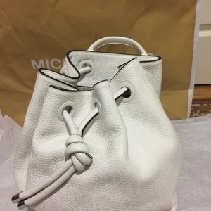 Micheal Micheal Kors DALIA  LG  BACK PACK  COLOR