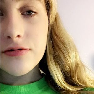 Meet your Posher, Cassie