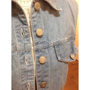 studio ease Jackets & Coats - Vintage jean vest studio ease Jackets & Coats - Vintage jean vest