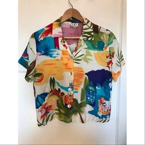 Hawaiian button up 🌺