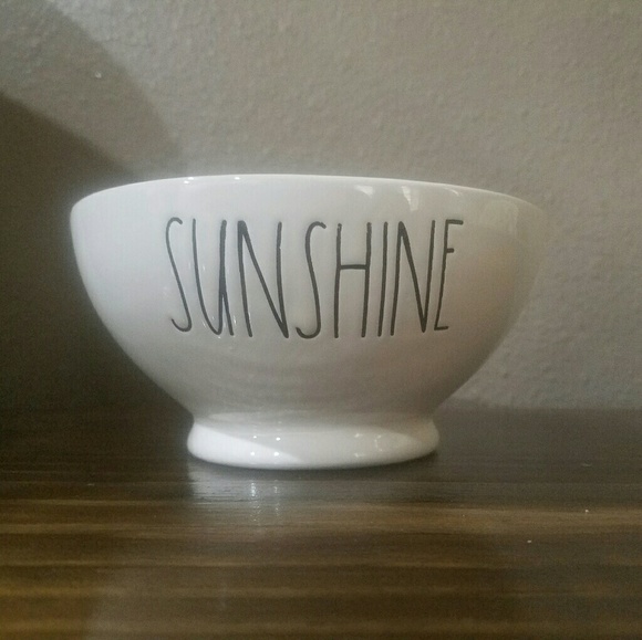 ❌Sold on other site❌ Rae Dunn Sunshine Bowl - Picture 1 of 2