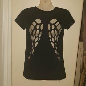 Cute!! Women's cutout shirt, size small,