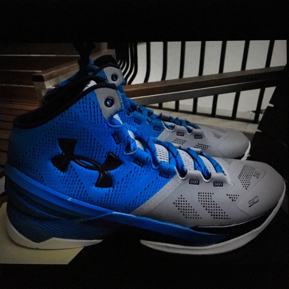 Curry 2 Electric Blue size 12
