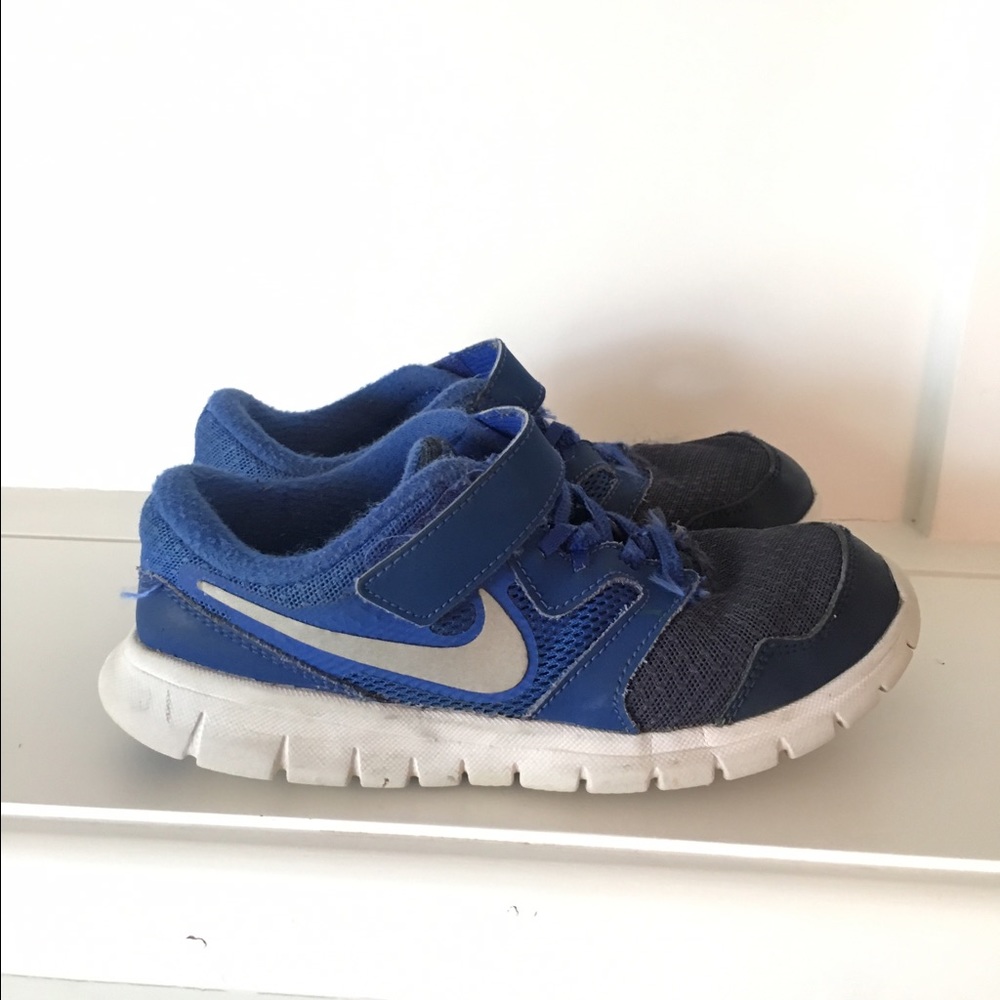 Boys Nikes
