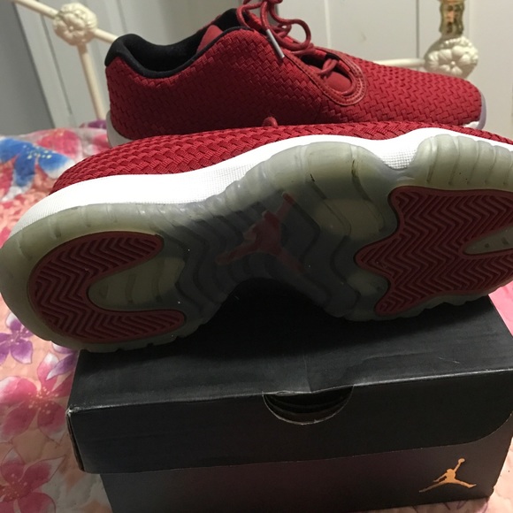 Air Jordan Future - Picture 3 of 5