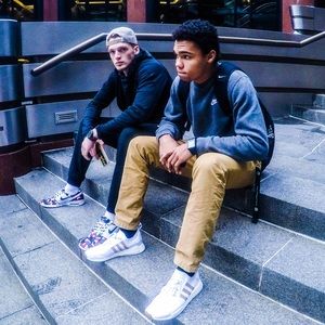 Meet your Posher, Derek