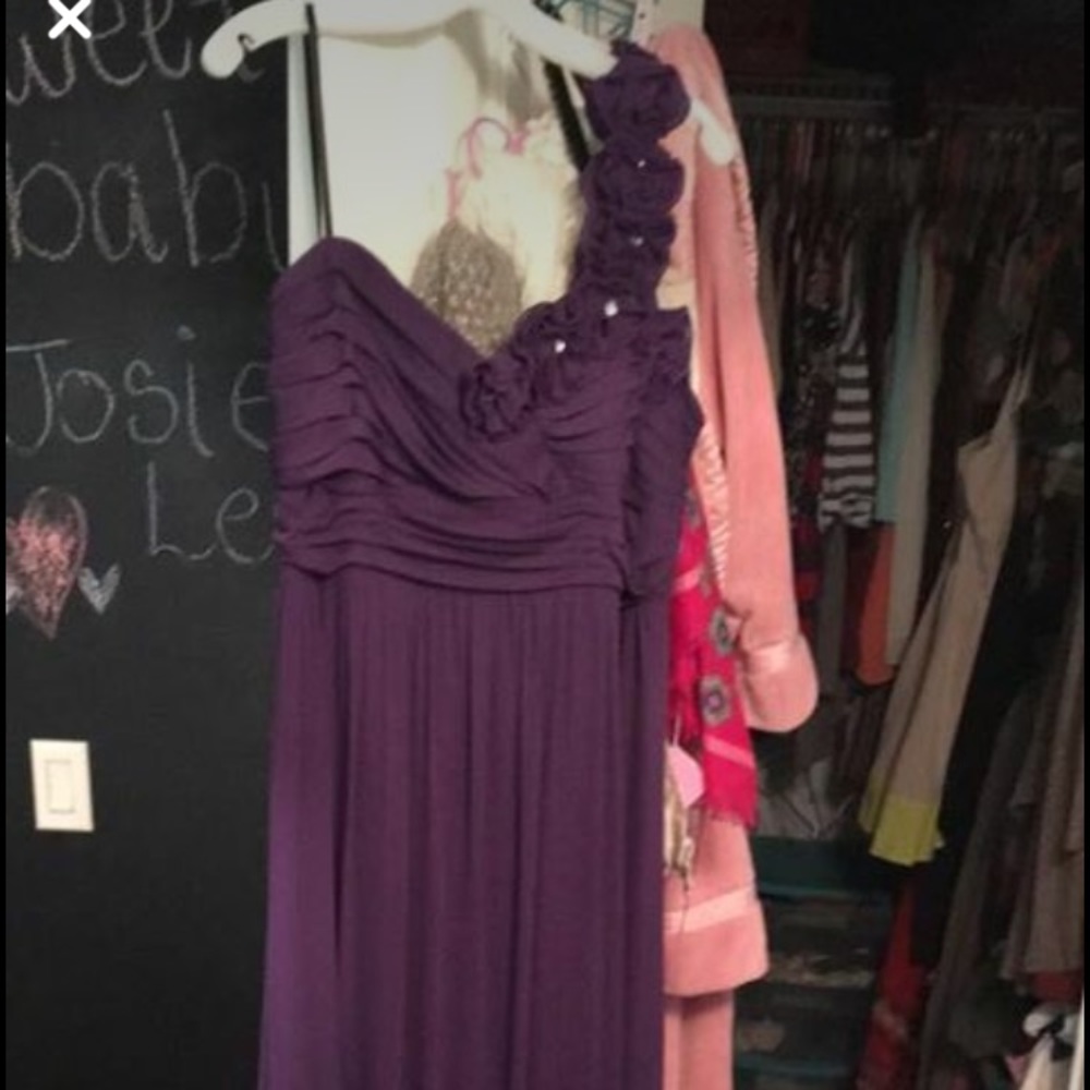 Long prom or formal dress!