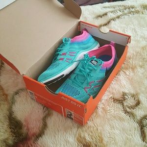 Women's TR focus nike flyknit