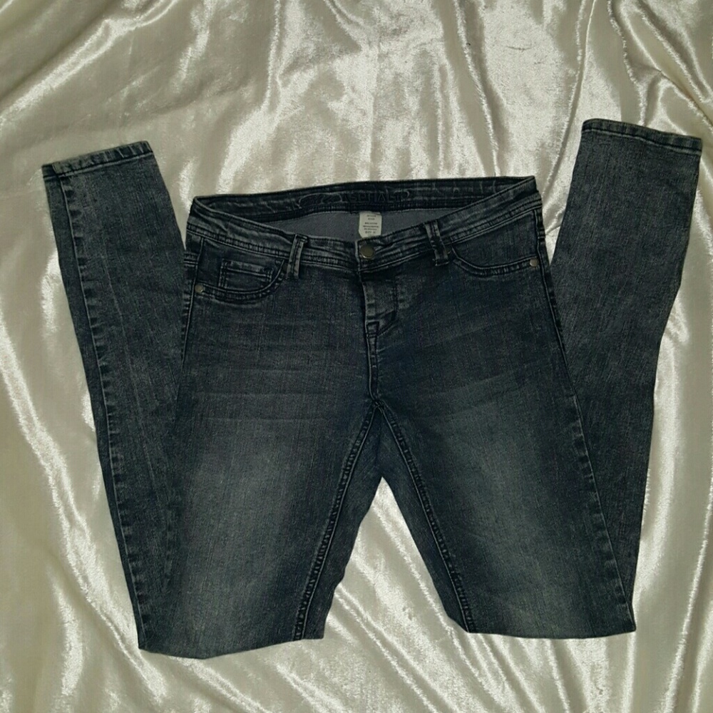 Wet Seal Dark acid wash jeans