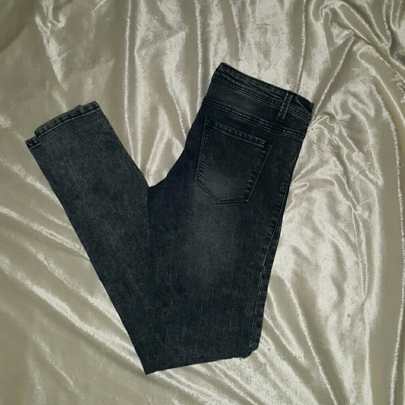 Wet Seal Dark acid wash jeans - Picture 2 of 2