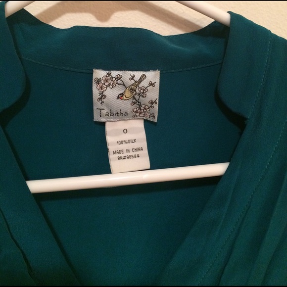 Emerald colored Anthro tunic - Picture 2 of 4