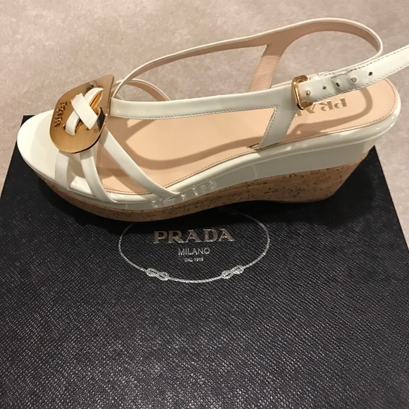 PRADA White leather cork wedge with gold buckle - Picture 1 of 3
