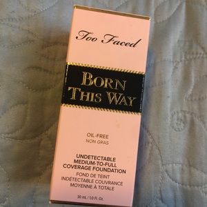 Too Faced - Born This Way Ivory Liquid Foundation