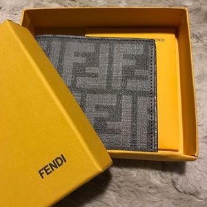 Men's Fendi wallet